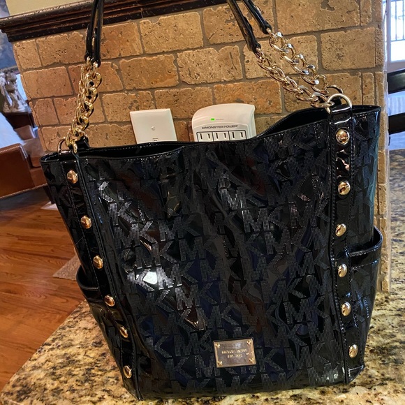 MK Handbag - Picture 4 of 16